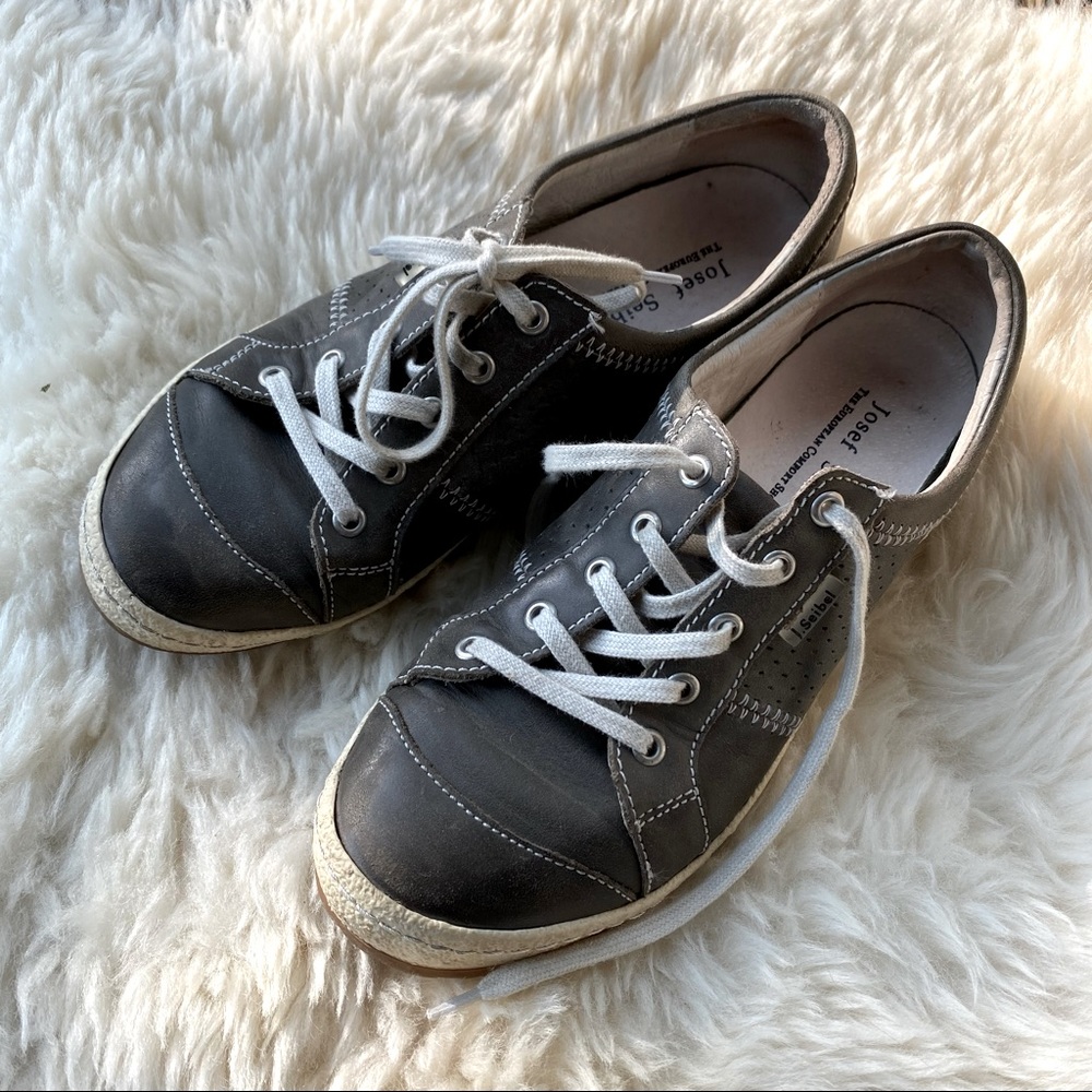 Joseph Seibel Grey Sneakers.